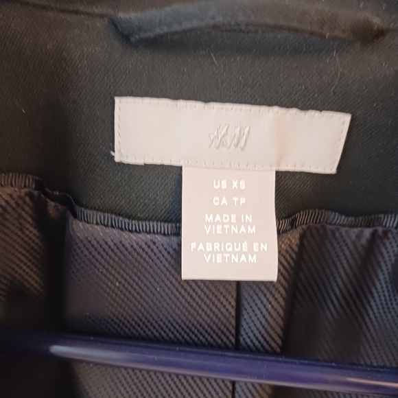 H&M Classic black blazer XS - Picture 2 of 8